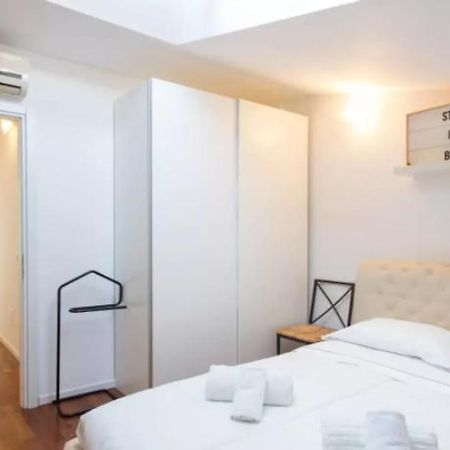 Vintage Apartment In Corvetto Area Milano Ngoại thất bức ảnh
